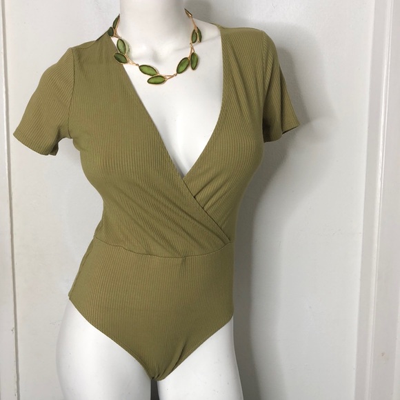Forever 21 Tops - NWT Forever 21 Olive Green Ribbed Stretch Knit Bodysuit size Medium